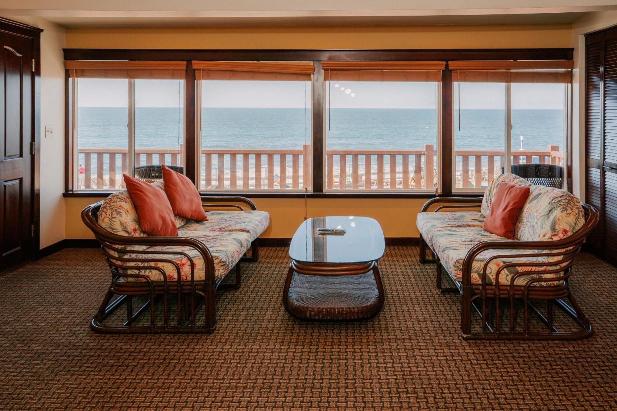 Pantai Inn Сан Диего Екстериор снимка