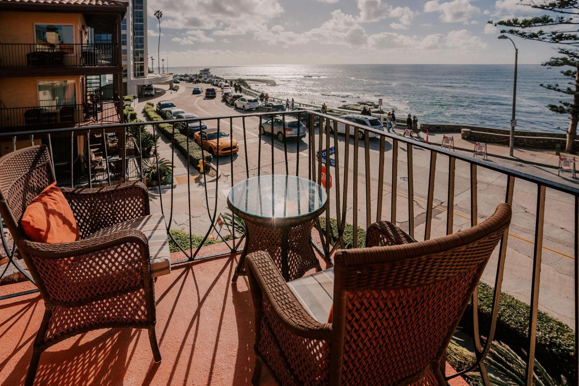 Pantai Inn Сан Диего Екстериор снимка