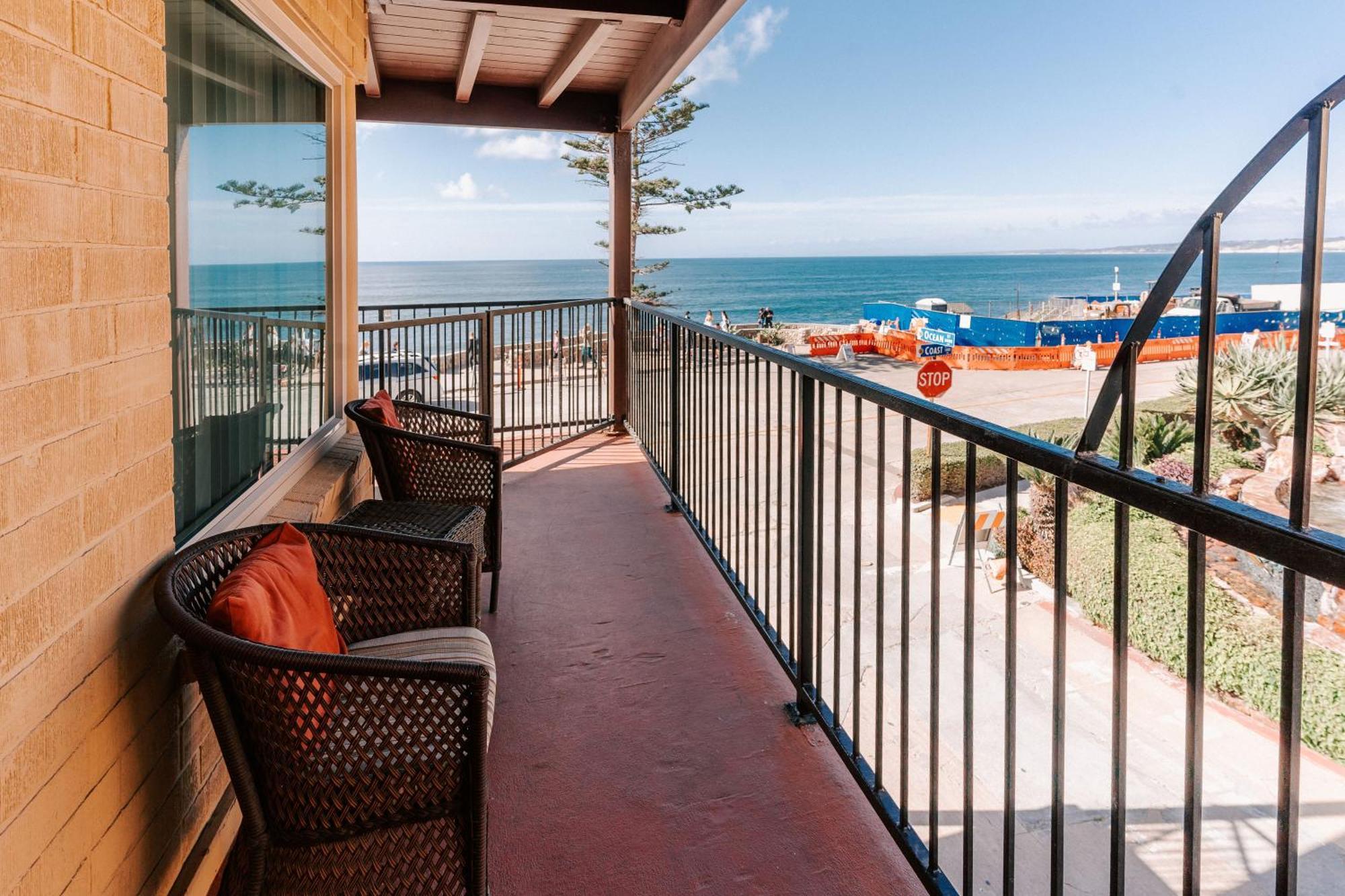 Pantai Inn Сан Диего Екстериор снимка