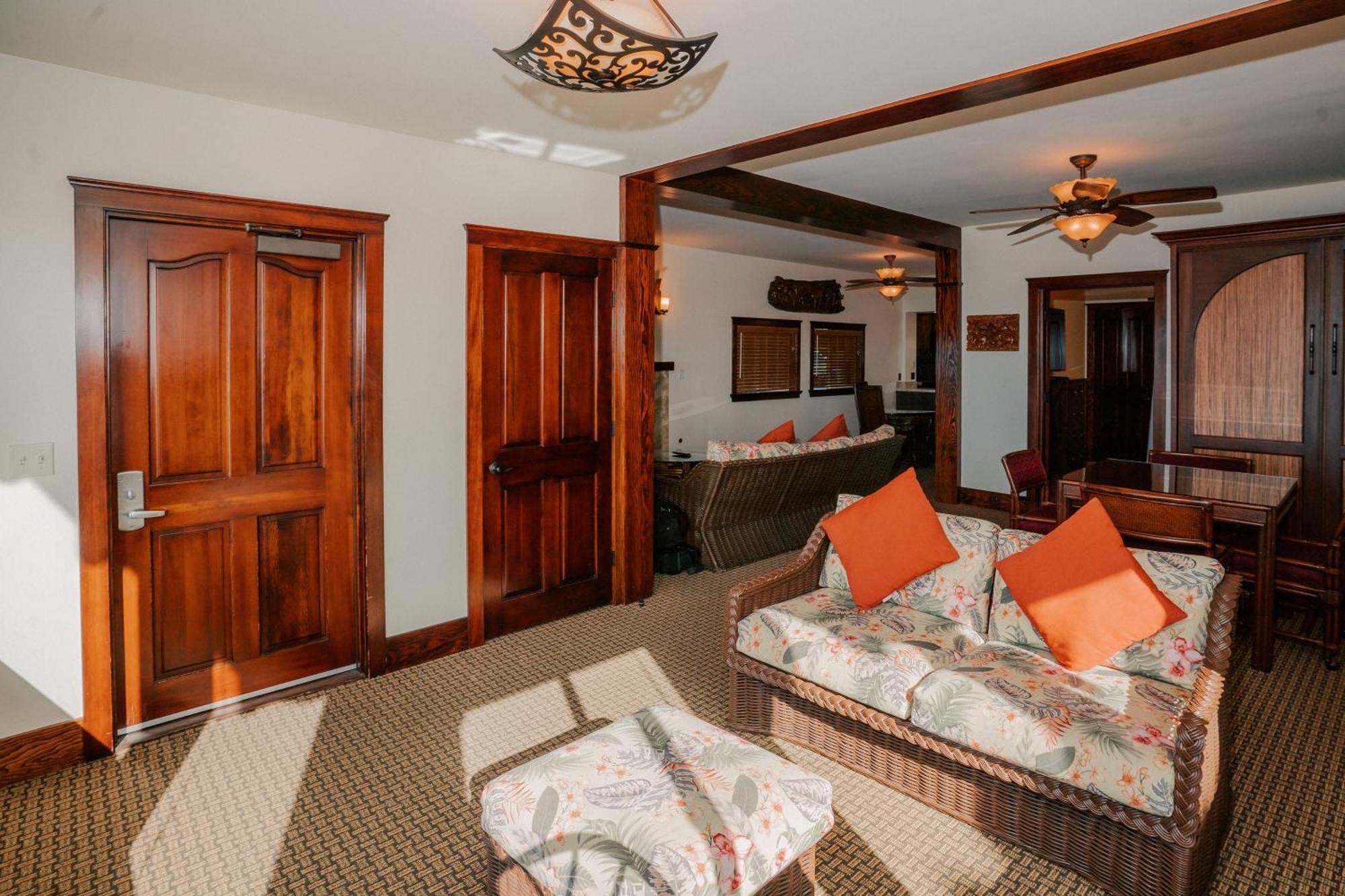 Pantai Inn Сан Диего Екстериор снимка